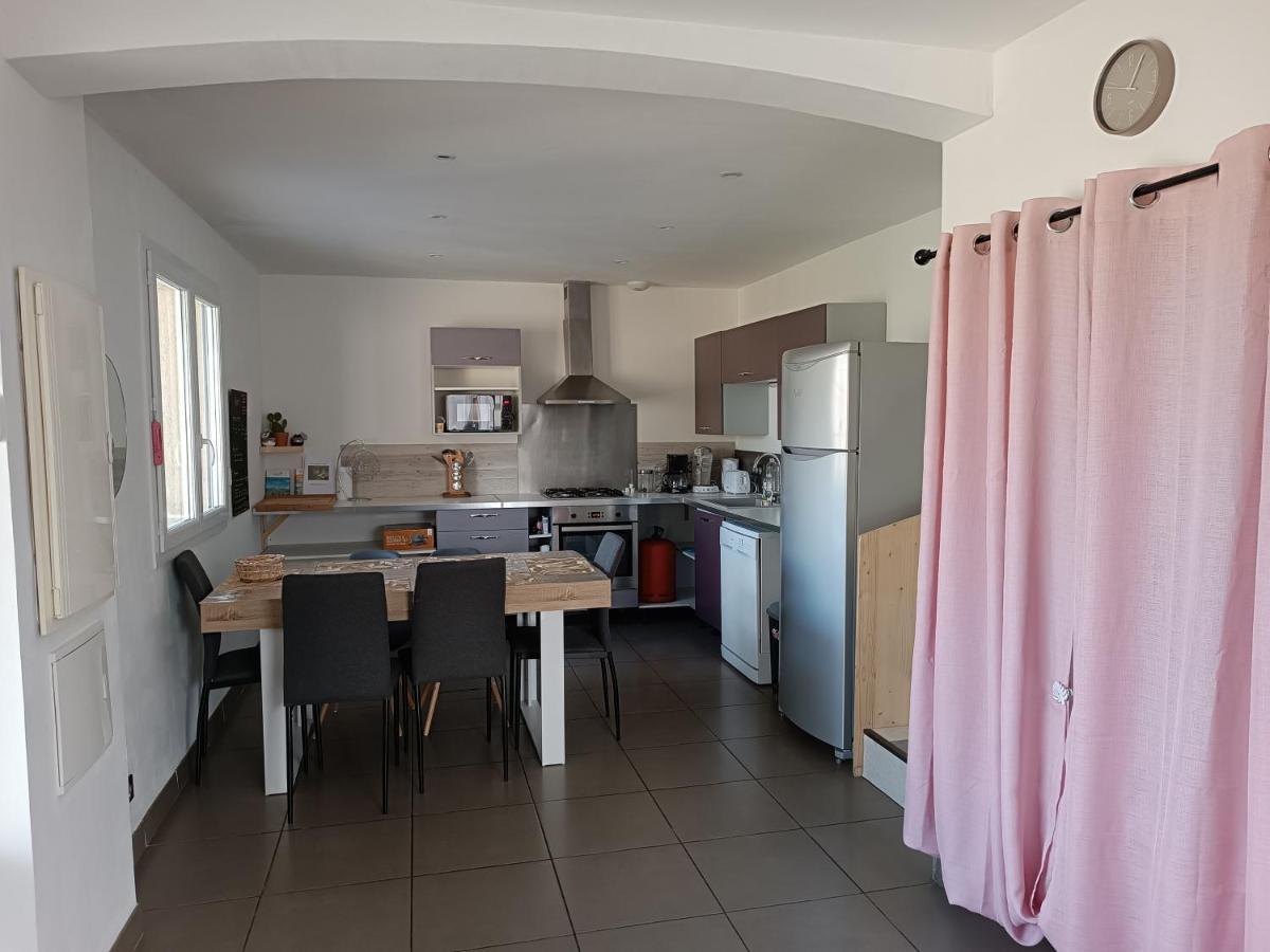 Appartement Dans Notre Maison Domessin Luaran gambar