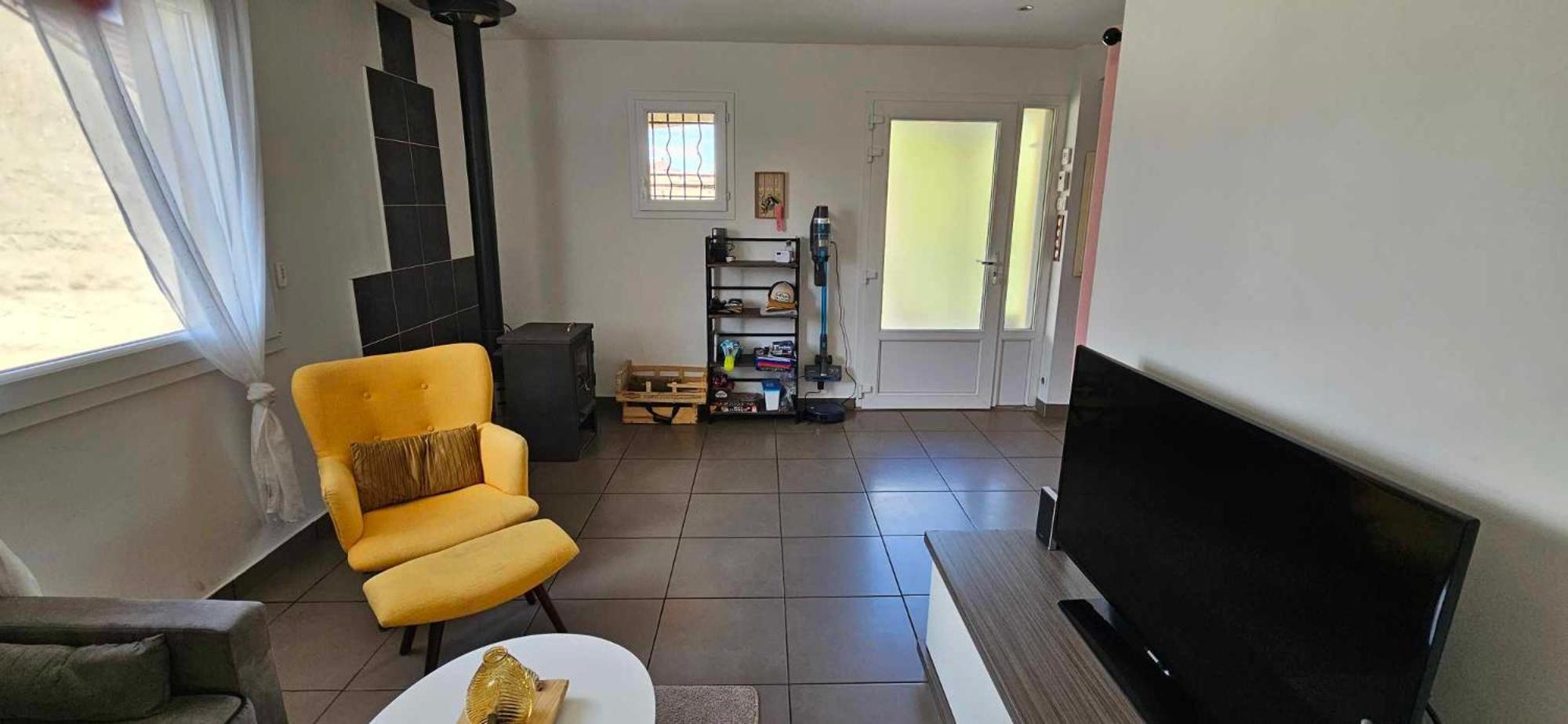 Appartement Dans Notre Maison Domessin Luaran gambar