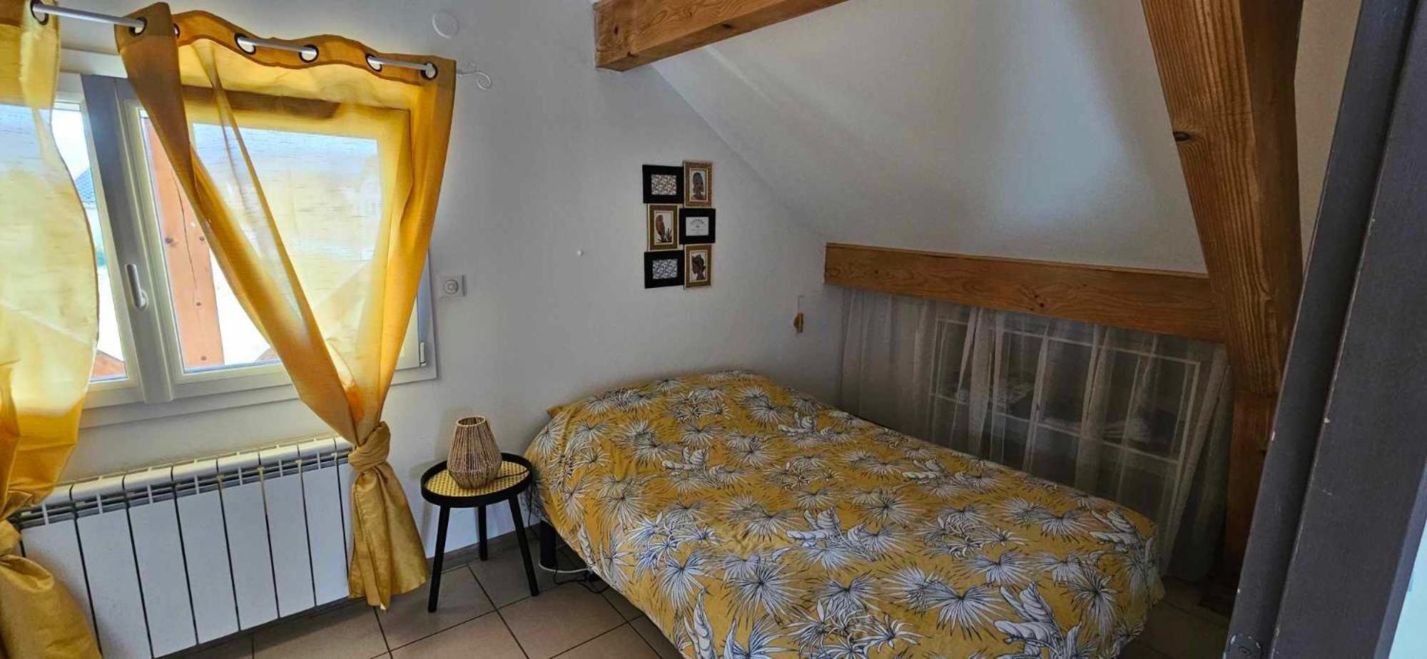 Appartement Dans Notre Maison Domessin Luaran gambar